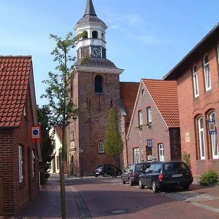 Ferienhaus Sanderbusch بيت للعطل *