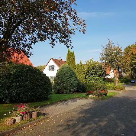 Ferienhaus Sanderbusch بيت للعطل *